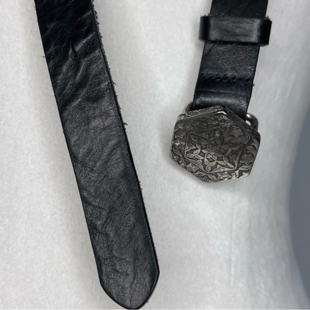 Vintage Nordstrom Ibel Pewter Buckle Black Leather Belt Made In Italy 32